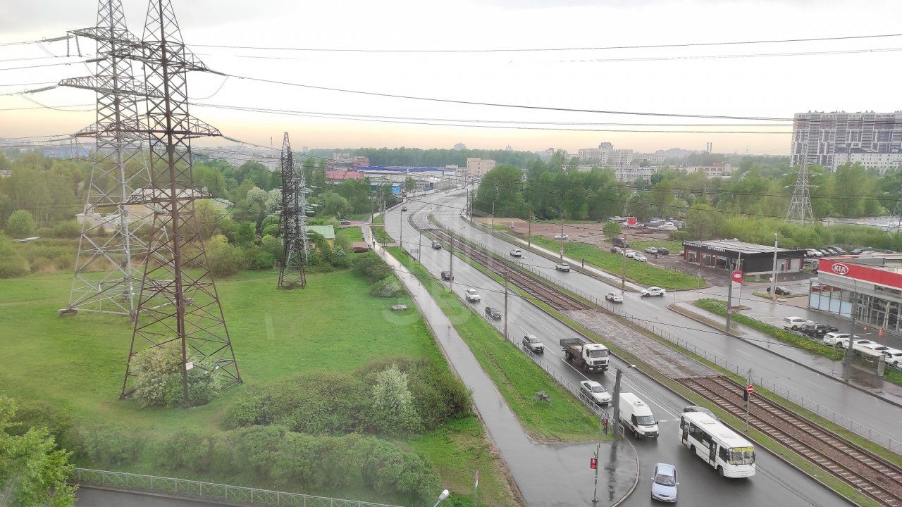 двухкомнатная квартира в Санкт-Петербурге по адресу: Передовиков ул., 37