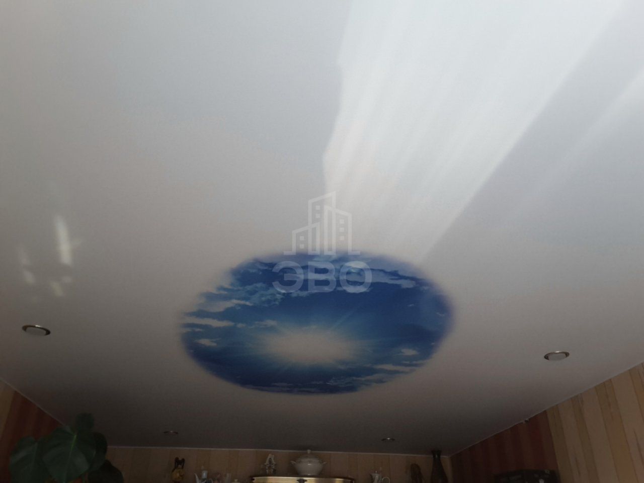 трехкомнатная квартира в Санкт-Петербурге по адресу: Композиторов ул., 33, к 3