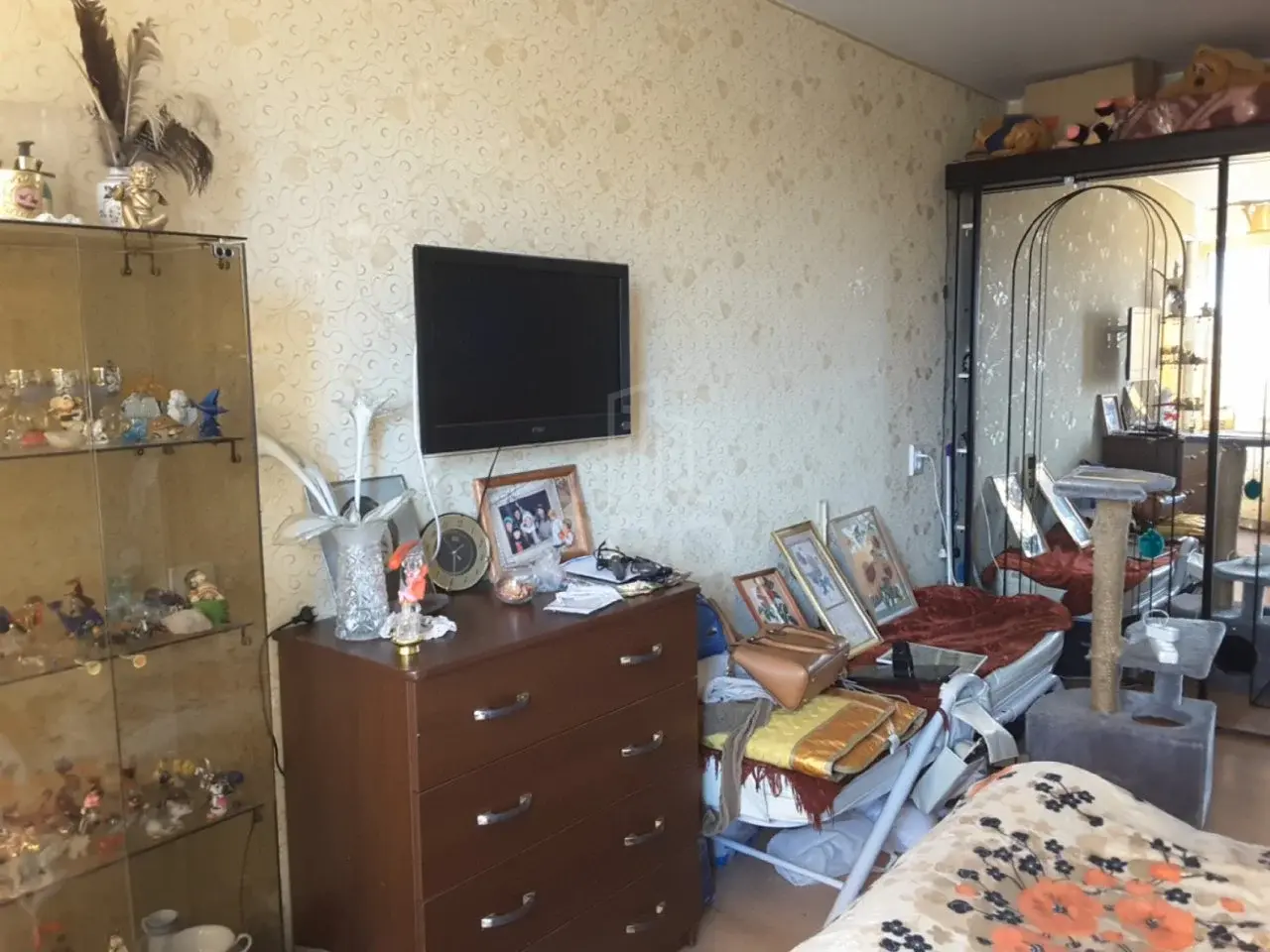 трехкомнатная квартира в Санкт-Петербурге по адресу: Композиторов ул., 33, к 3