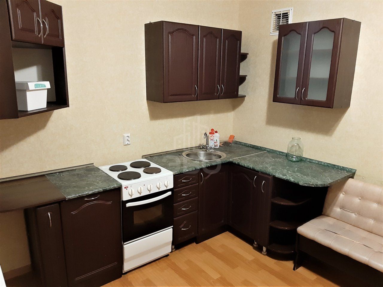 двухкомнатная квартира в Санкт-Петербурге по адресу: Федора Абрамова ул., 21, к 3