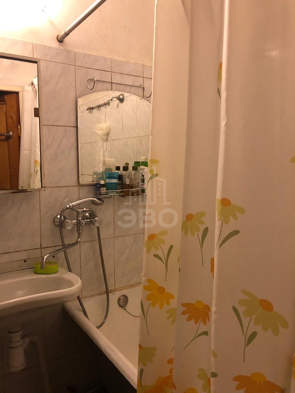 комната в Санкт-Петербурге по адресу: Ленинский проспект, 110, к 1