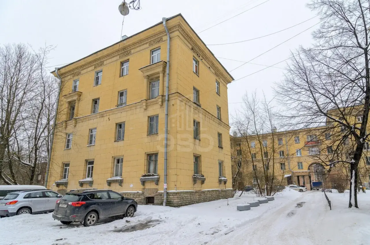 трехкомнатная квартира в Санкт-Петербурге по адресу: Седова ул., 44