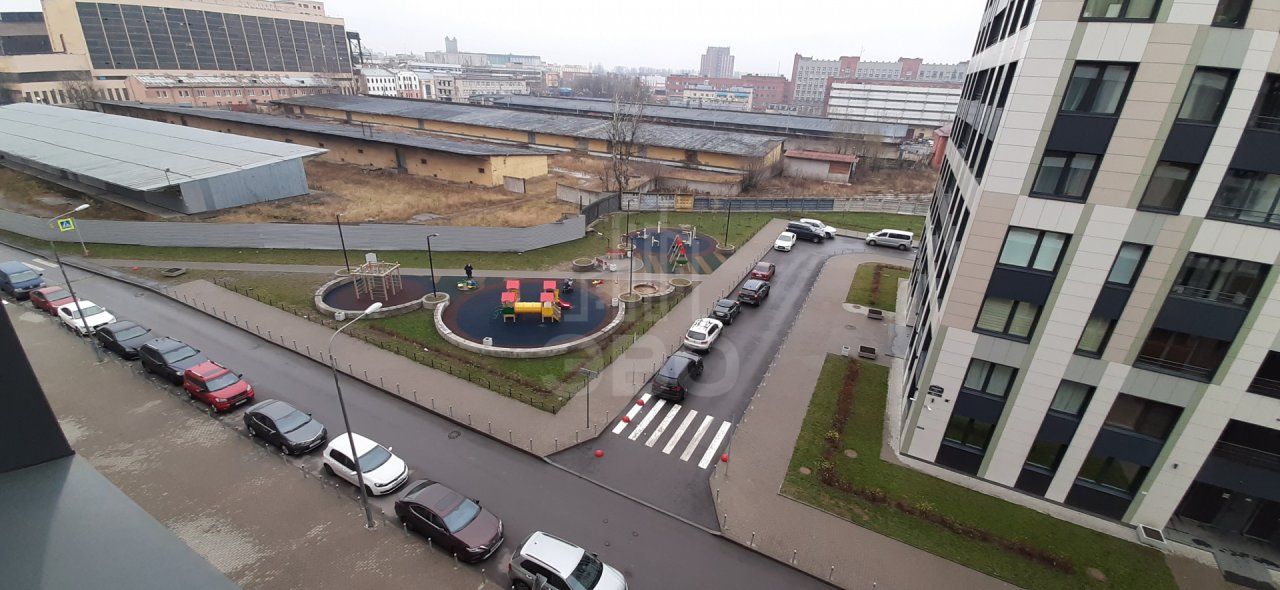 двухкомнатная квартира в Санкт-Петербурге по адресу: Кременчугская ул., 21, к 3