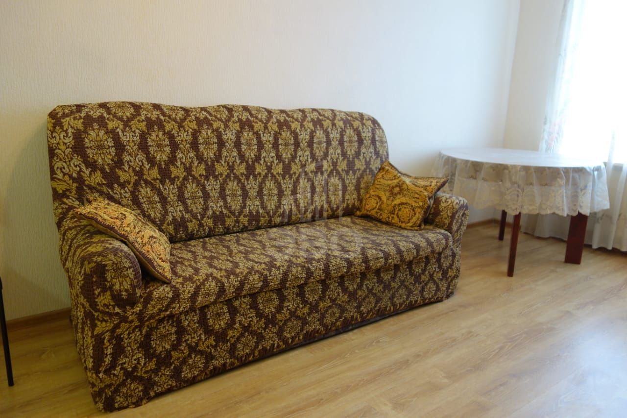 двухкомнатная квартира в Санкт-Петербурге по адресу: Полярников ул., 5