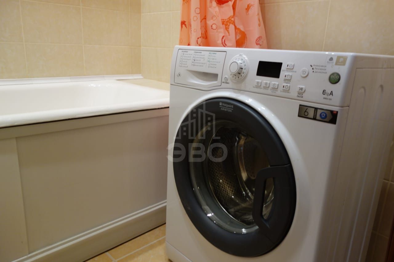 двухкомнатная квартира в Санкт-Петербурге по адресу: Полярников ул., 5