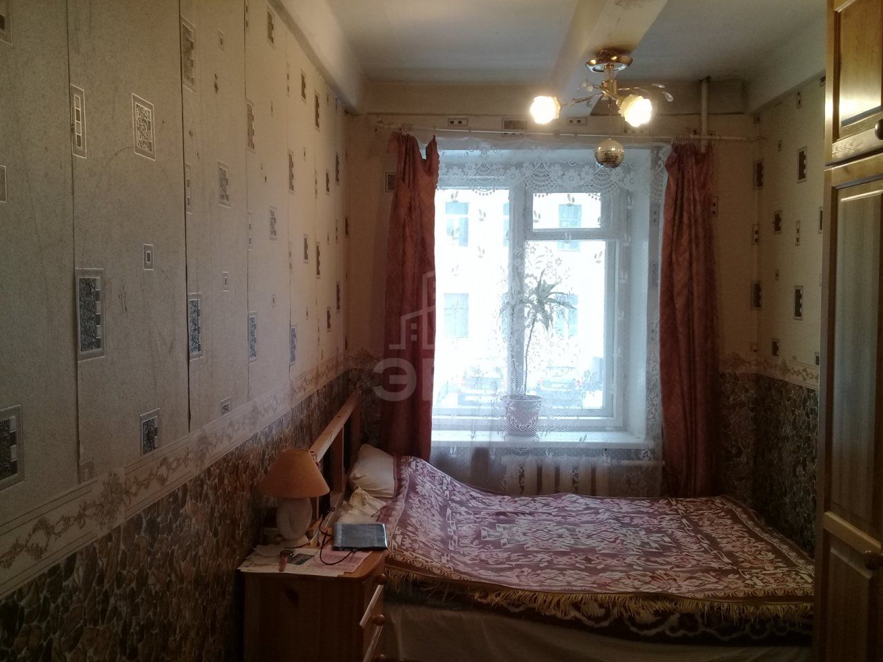 трехкомнатная квартира в Санкт-Петербурге по адресу: Московский проспект, 86