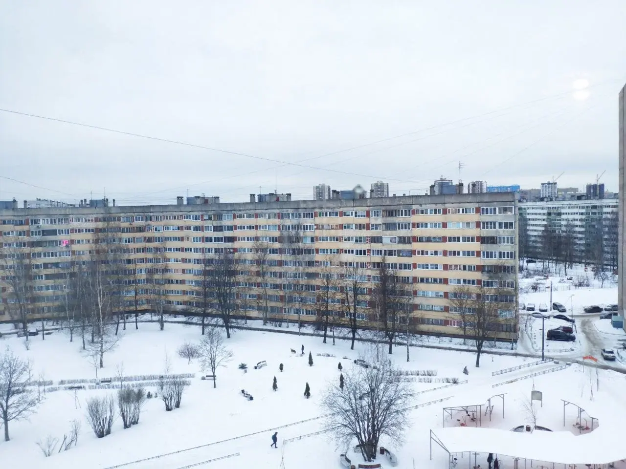 трехкомнатная квартира в Санкт-Петербурге по адресу: Выборгское ш., 25