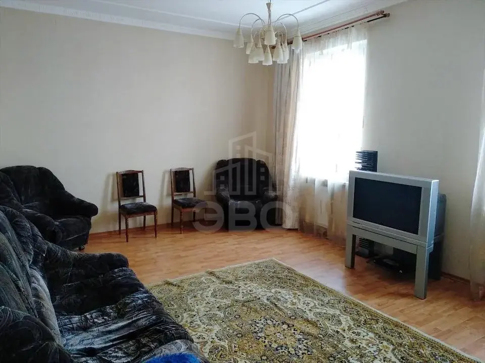 трехкомнатная квартира в Санкт-Петербурге по адресу: Свеаборгская ул., 12