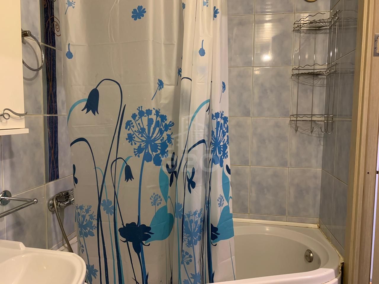 двухкомнатная квартира в Санкт-Петербурге по адресу: Славы проспект, 15