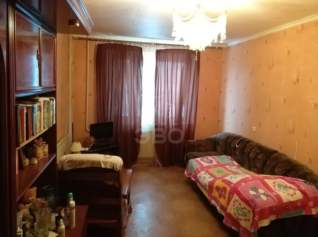 трехкомнатная квартира в Санкт-Петербурге по адресу: Шуваловский проспект, 63, к 1
