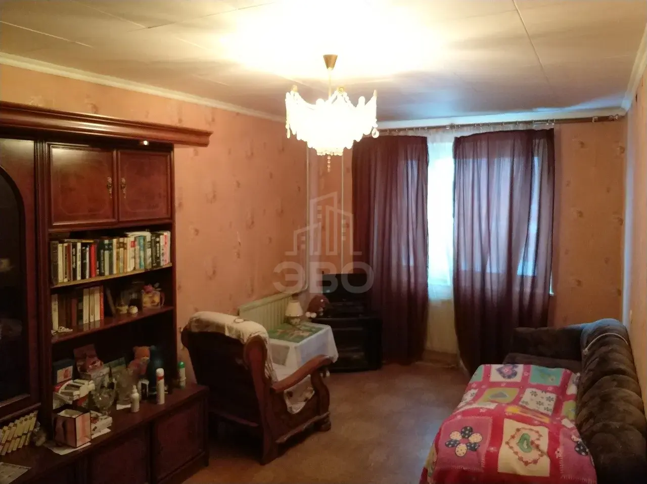 трехкомнатная квартира в Санкт-Петербурге по адресу: Шуваловский проспект, 63, к 1