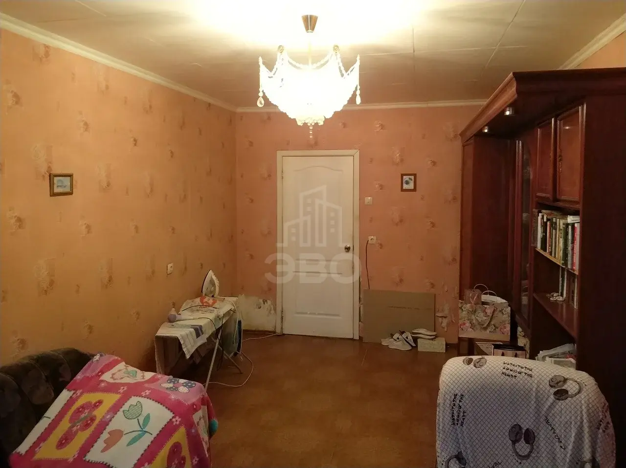 трехкомнатная квартира в Санкт-Петербурге по адресу: Шуваловский проспект, 63, к 1