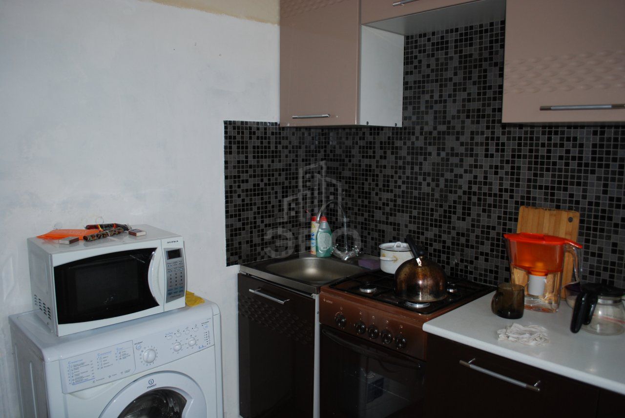 комната в Санкт-Петербурге по адресу: Подвойского ул., 40, к 1