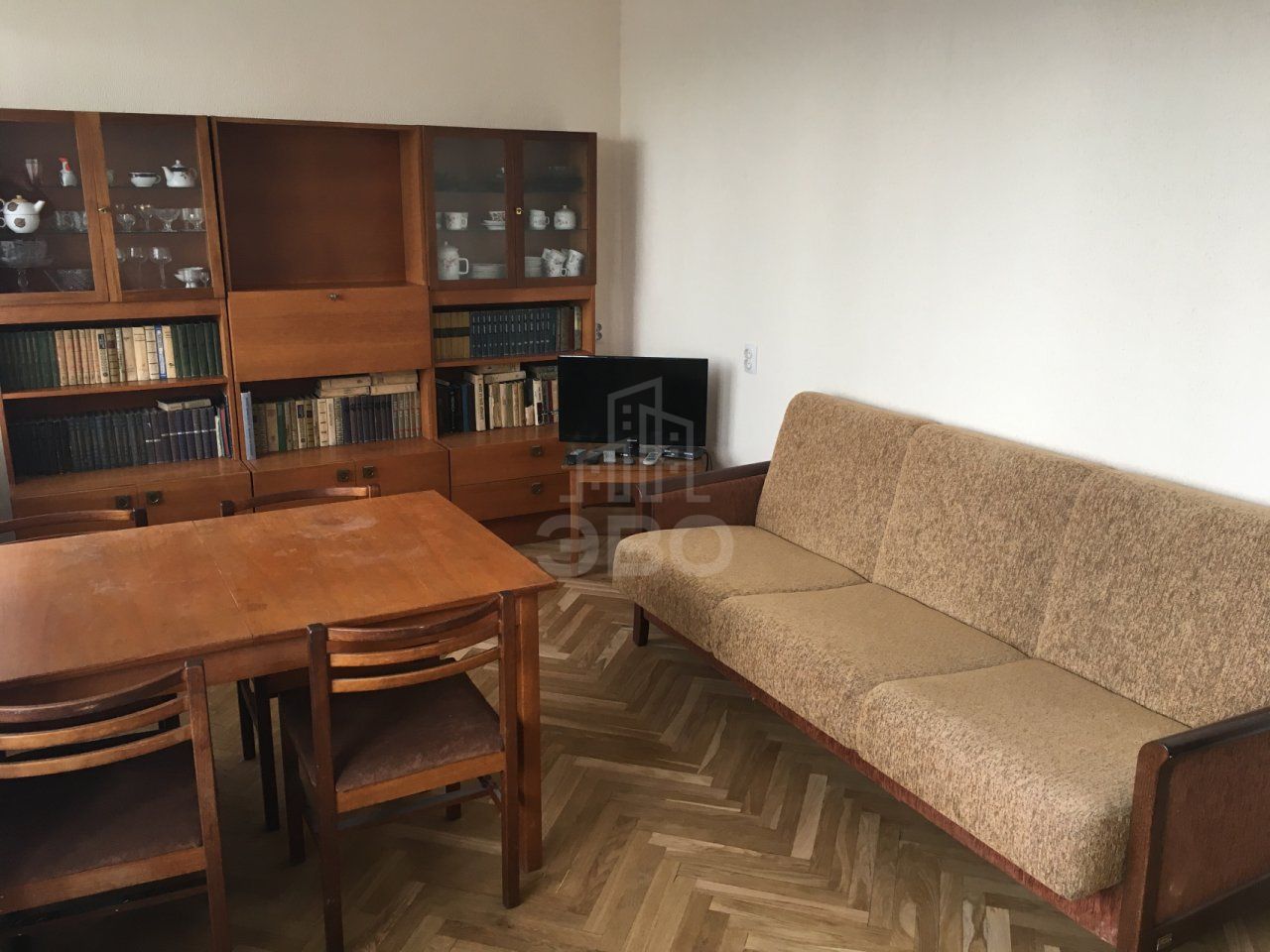 трехкомнатная квартира в Санкт-Петербурге по адресу: Громова ул., 8