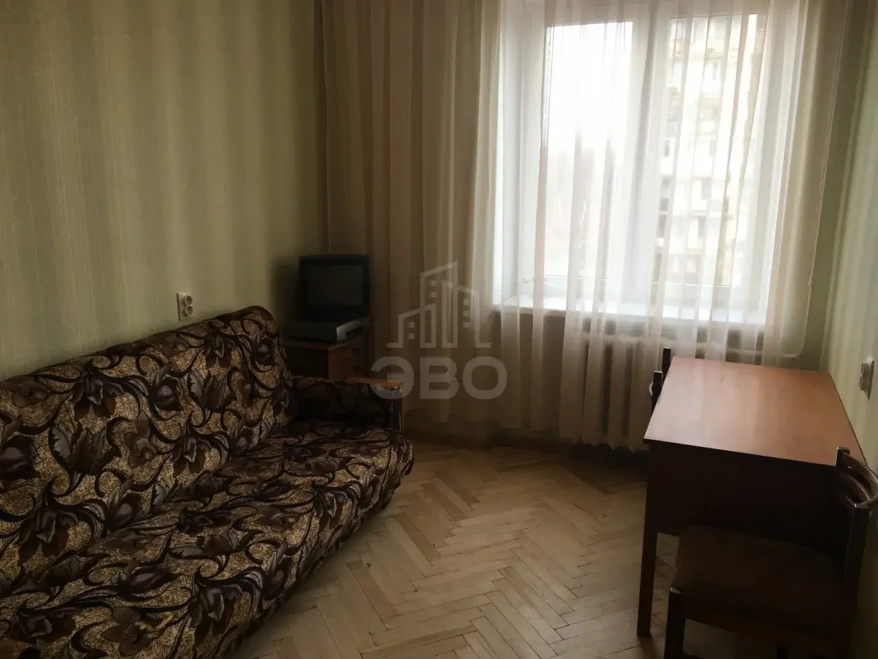 трехкомнатная квартира в Санкт-Петербурге по адресу: Громова ул., 8