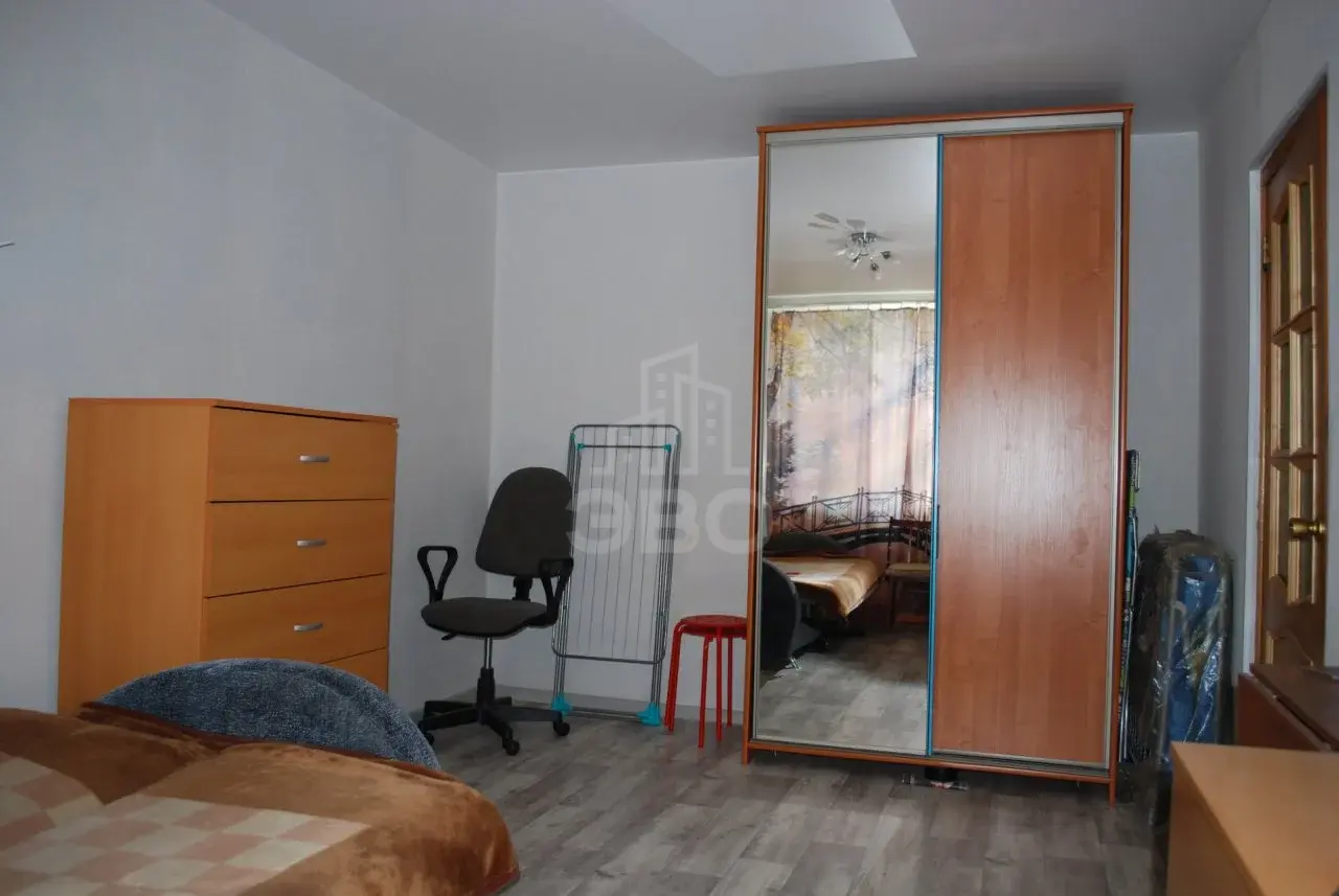 однокомнатная квартира в Санкт-Петербурге по адресу: Славы проспект, 39