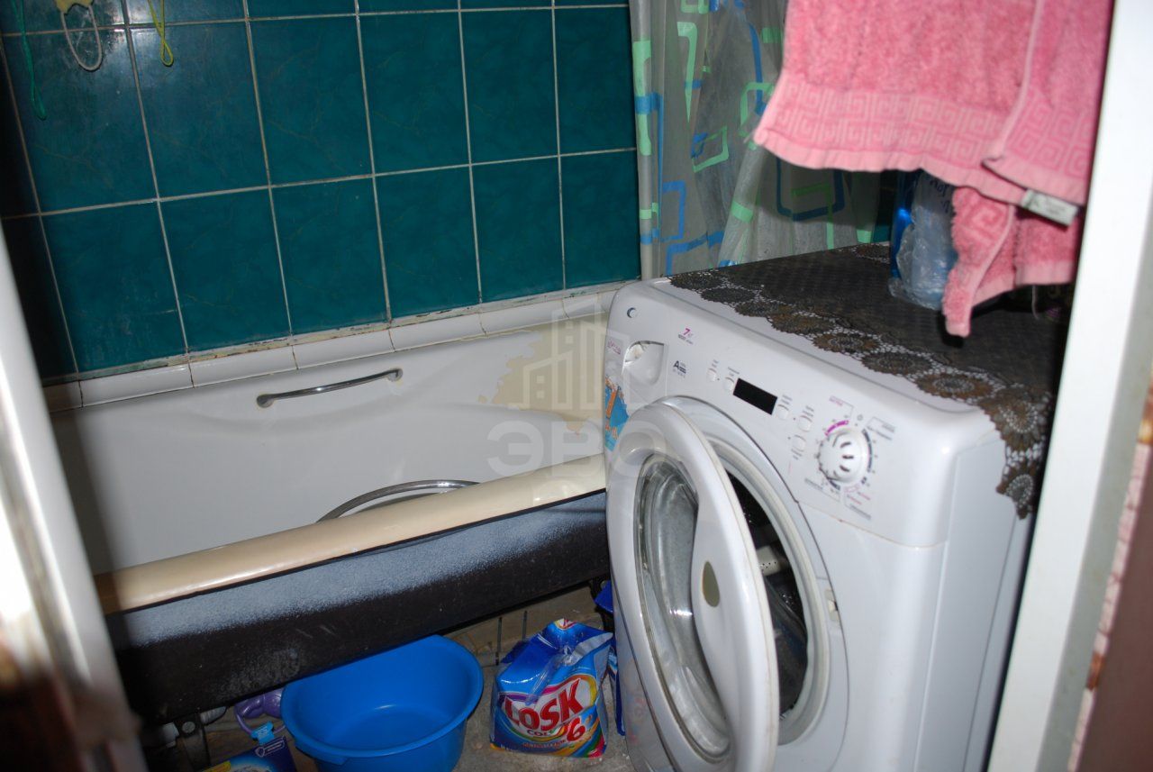 комната в Санкт-Петербурге по адресу: Авиаконструкторов проспект, 31, к 1