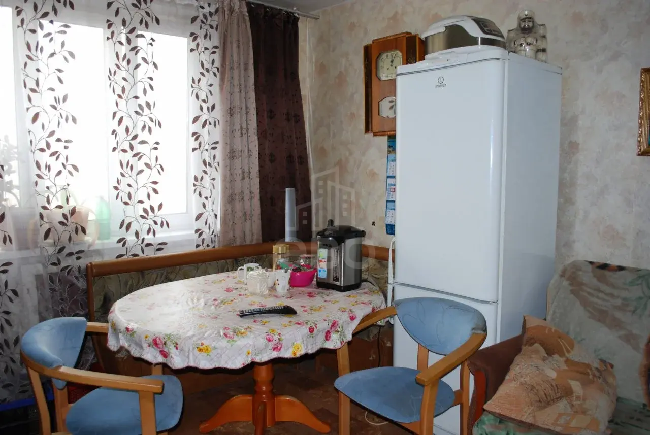 комната в Санкт-Петербурге по адресу: Авиаконструкторов проспект, 31, к 1