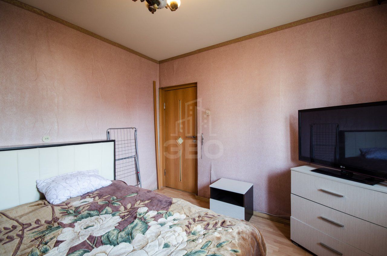 трехкомнатная квартира в Санкт-Петербурге по адресу: Богатырский проспект, 30, к 2