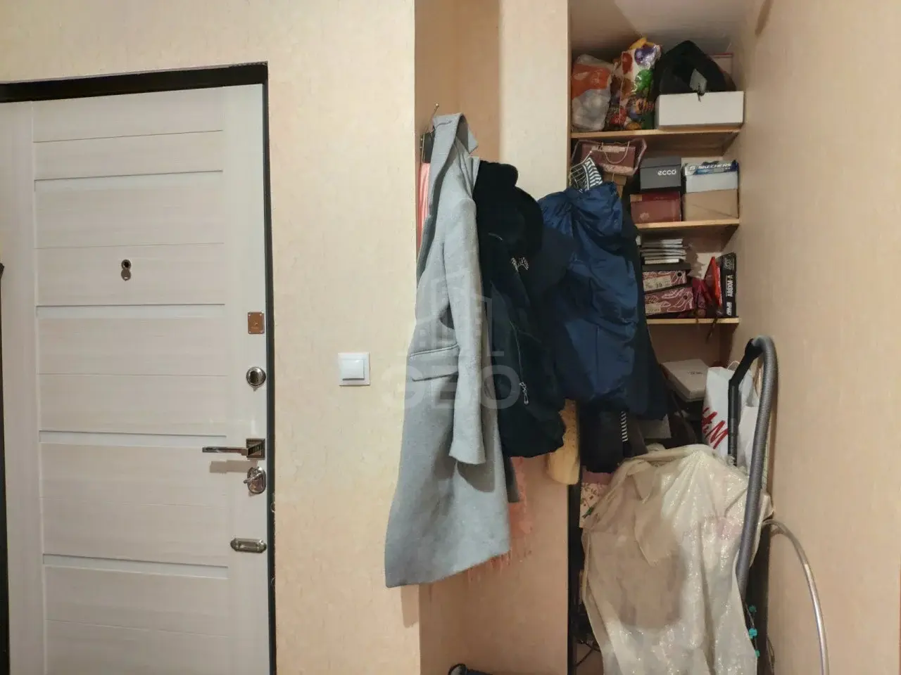однокомнатная квартира в Санкт-Петербурге по адресу: Юнтоловский проспект, 45, к 2