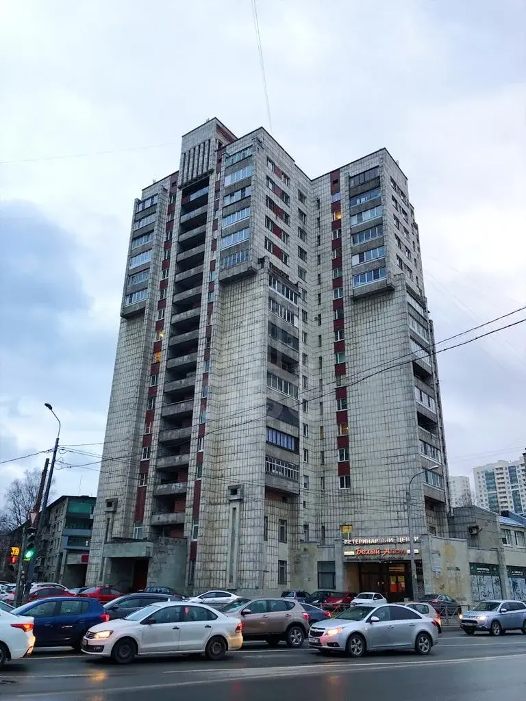 однокомнатная квартира в Санкт-Петербурге по адресу: Александровской Фермы проспект, 2