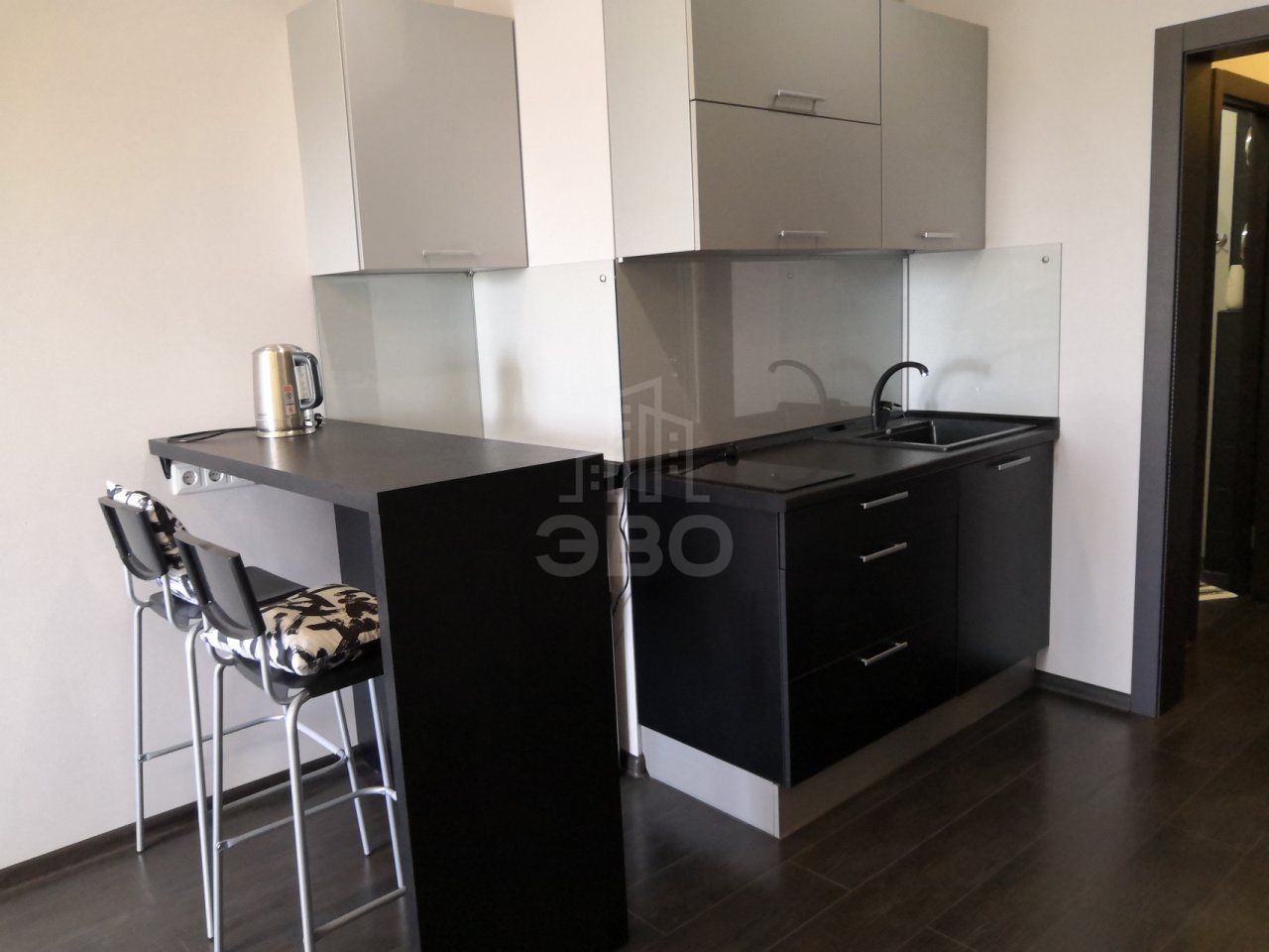 однокомнатная квартира в Санкт-Петербурге по адресу: Маршала Блюхера проспект, 8, к 1