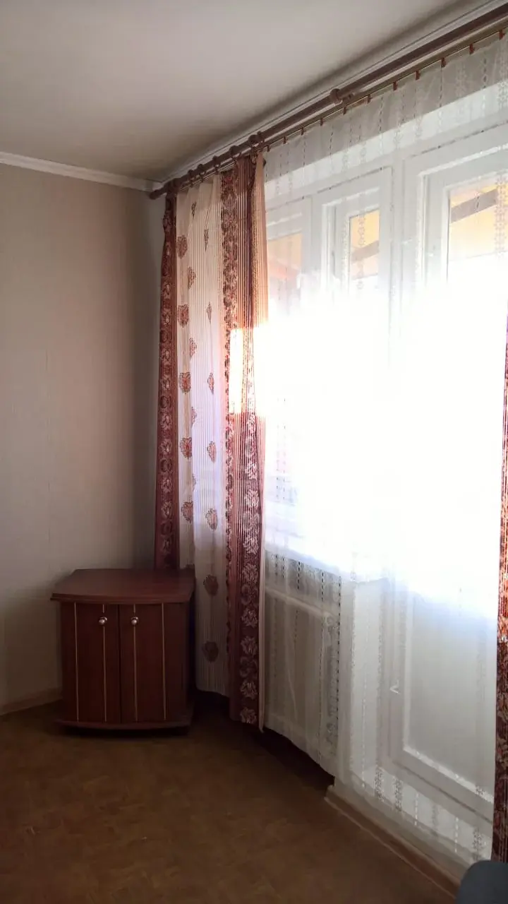 комната в Санкт-Петербурге по адресу: Художников проспект, 14
