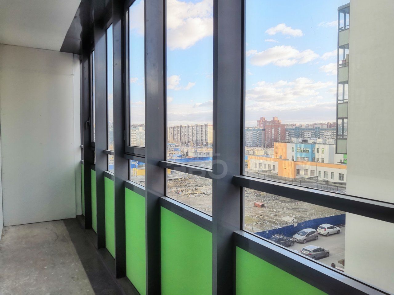 трехкомнатная квартира в Санкт-Петербурге по адресу: Парашютная ул., 42, к 2