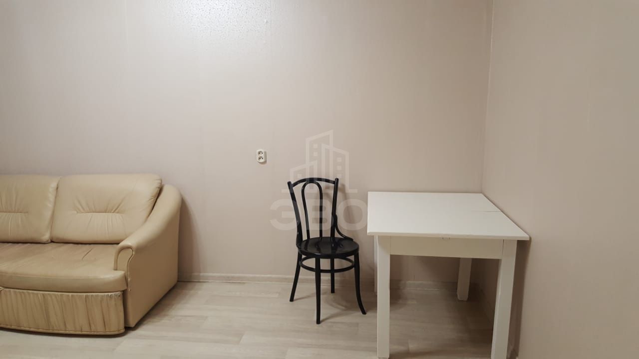 комната в Санкт-Петербурге по адресу: Маршала Казакова ул., 1, к 2