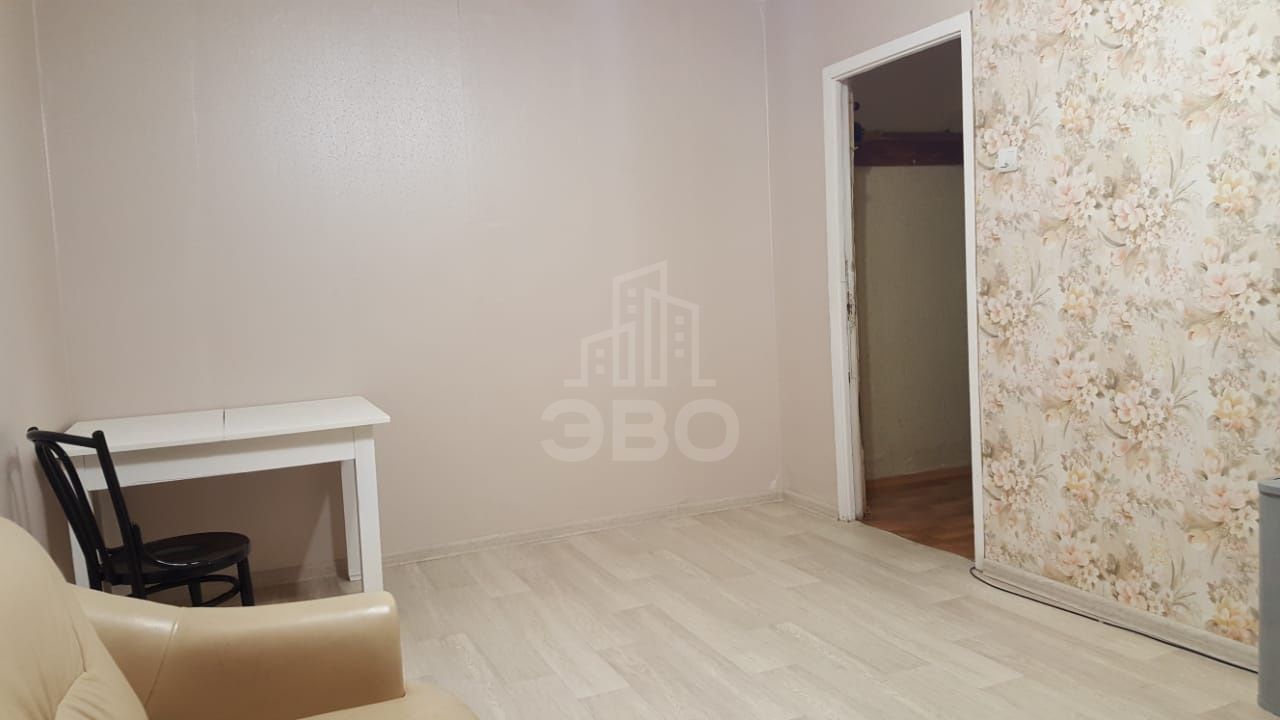 комната в Санкт-Петербурге по адресу: Маршала Казакова ул., 1, к 2