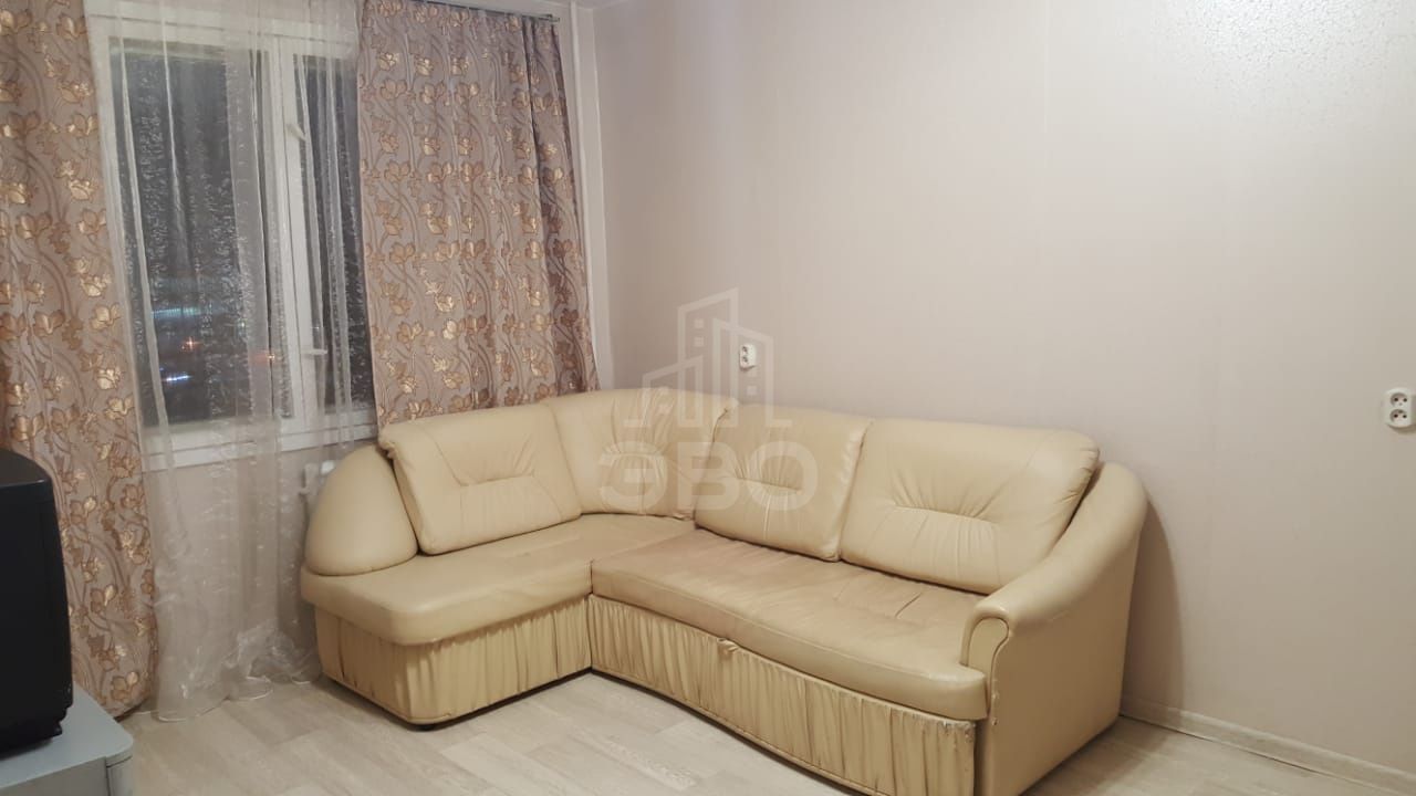 комната в Санкт-Петербурге по адресу: Маршала Казакова ул., 1, к 2