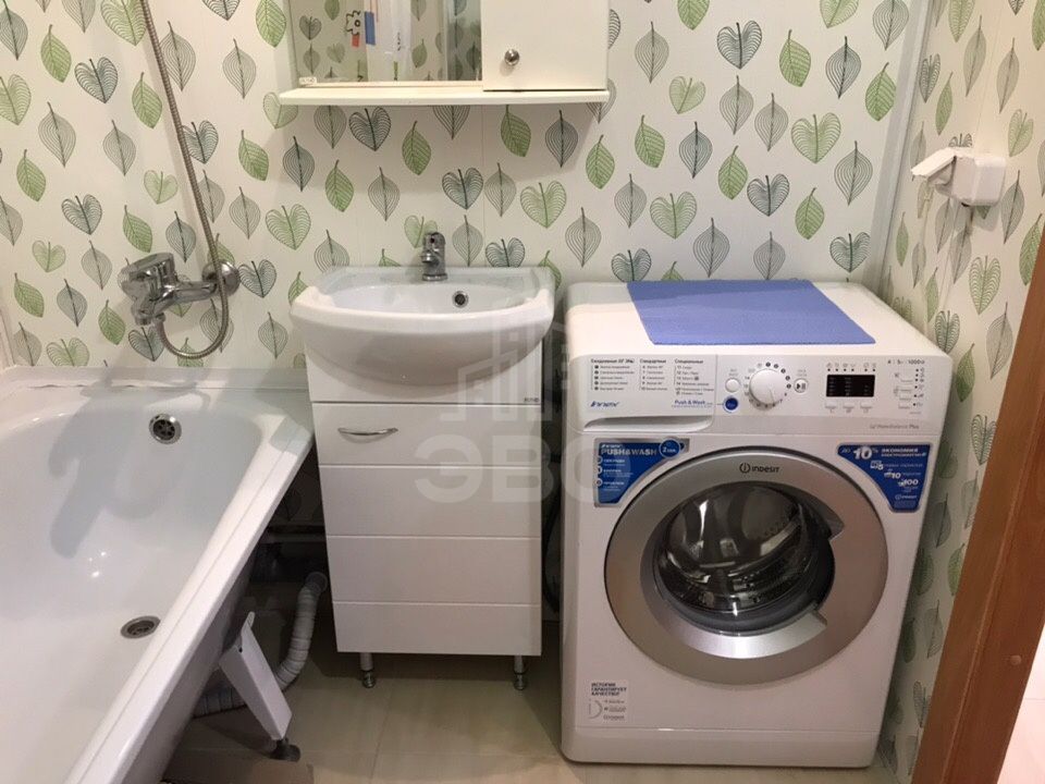 однокомнатная квартира в Санкт-Петербурге по адресу: Героев проспект, 18