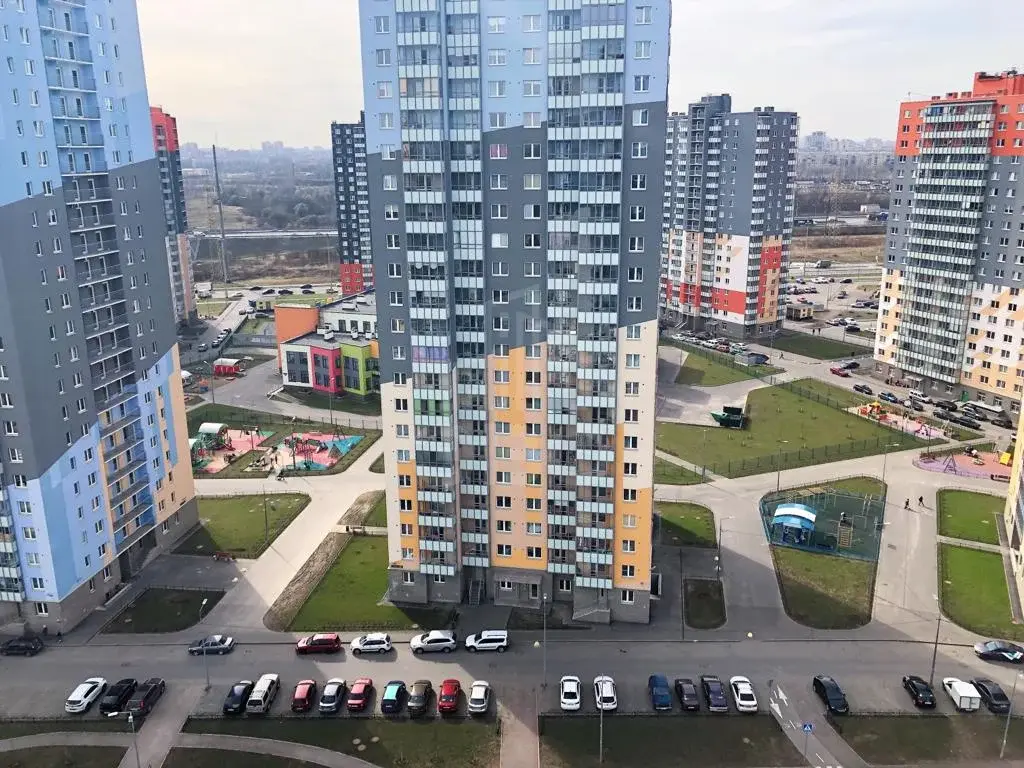 однокомнатная квартира в Санкт-Петербурге по адресу: Корнея Чуковского ул., 5, к 3