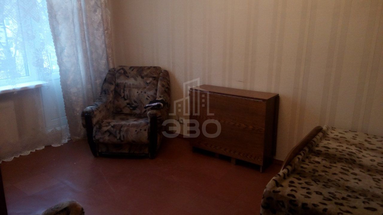 двухкомнатная квартира в Санкт-Петербурге по адресу: Славы проспект, 10, к 2