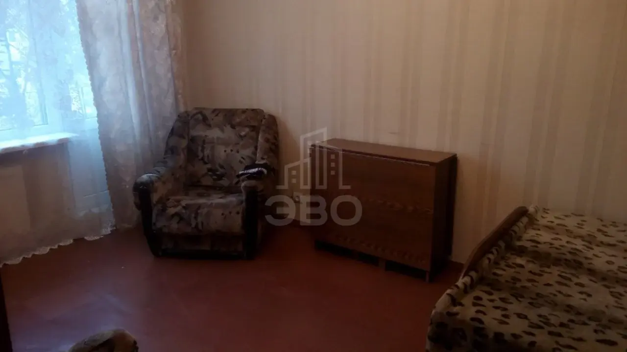 двухкомнатная квартира в Санкт-Петербурге по адресу: Славы проспект, 10, к 2