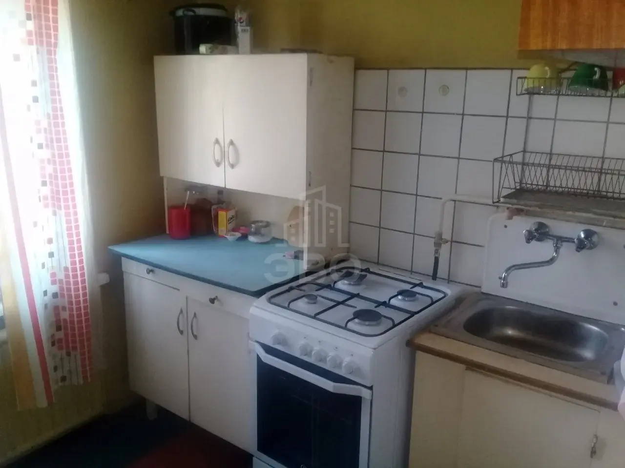 трехкомнатная квартира в Санкт-Петербурге по адресу: 2-й Муринский проспект, 10, к 1