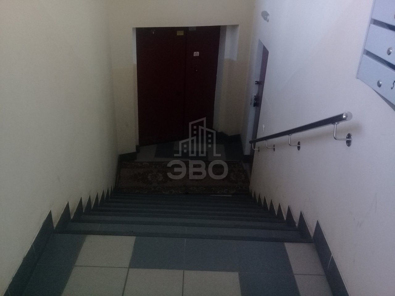 трехкомнатная квартира в Санкт-Петербурге по адресу: 2-й Муринский проспект, 10, к 1