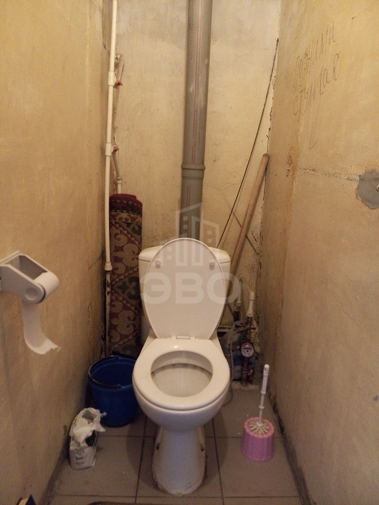 комната в Санкт-Петербурге по адресу: Ковалевская ул., 10