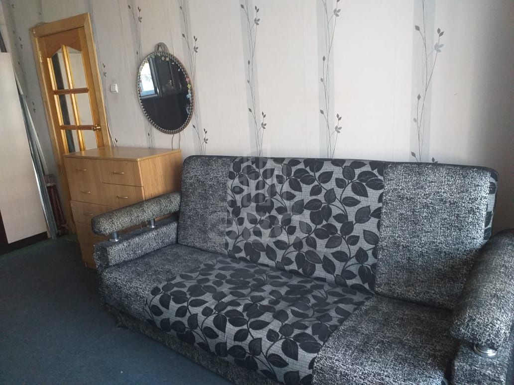 однокомнатная квартира в Санкт-Петербурге по адресу: Генерала Симоняка ул., 15