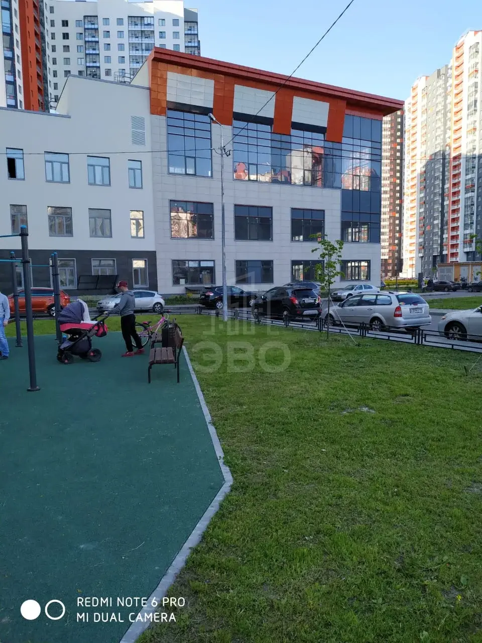 трехкомнатная квартира в Санкт-Петербурге по адресу: Балтийский б-р., 4, к 1