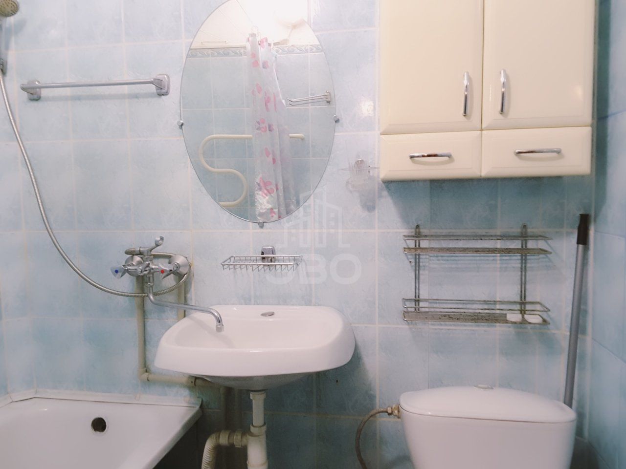 трехкомнатная квартира в Санкт-Петербурге по адресу: Ключевая ул., 27