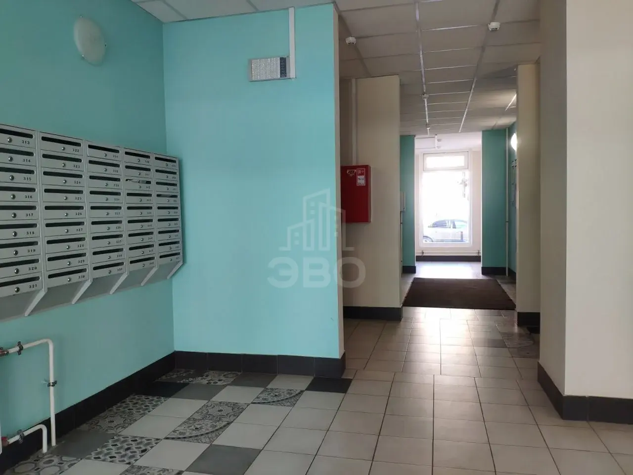 трехкомнатная квартира в Санкт-Петербурге по адресу: Маршала Блюхера проспект, 7, к 2