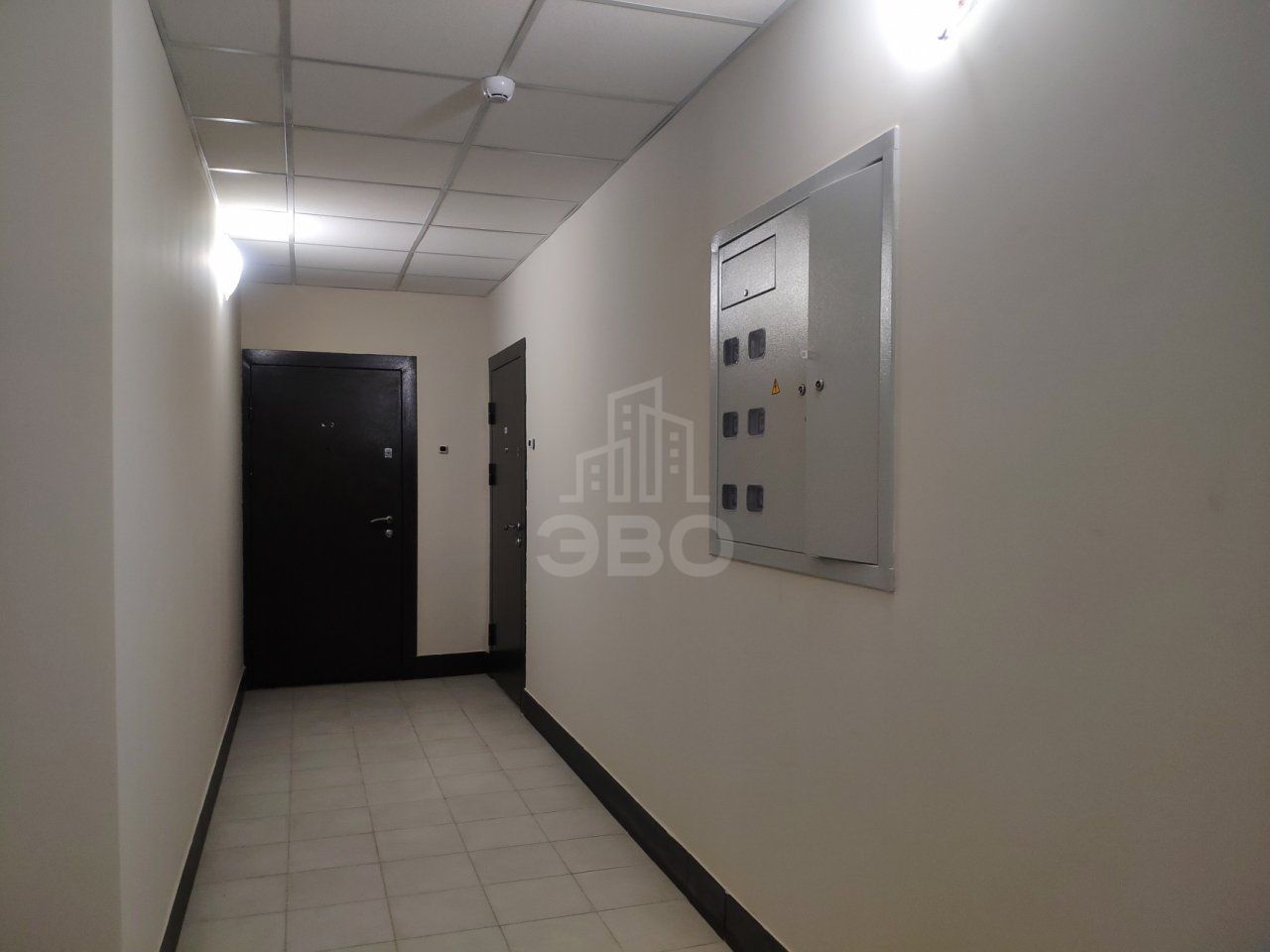 трехкомнатная квартира в Санкт-Петербурге по адресу: Маршала Блюхера проспект, 7, к 2