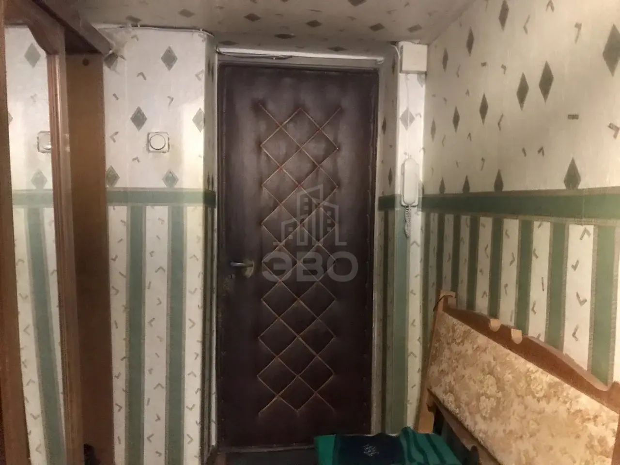 трехкомнатная квартира в Санкт-Петербурге по адресу: Ворошилова ул., 1