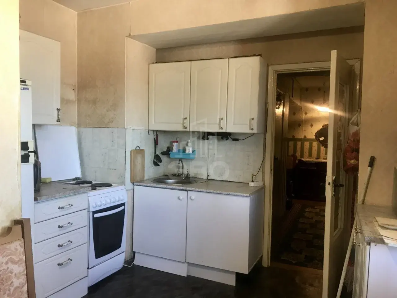 трехкомнатная квартира в Санкт-Петербурге по адресу: Ворошилова ул., 1
