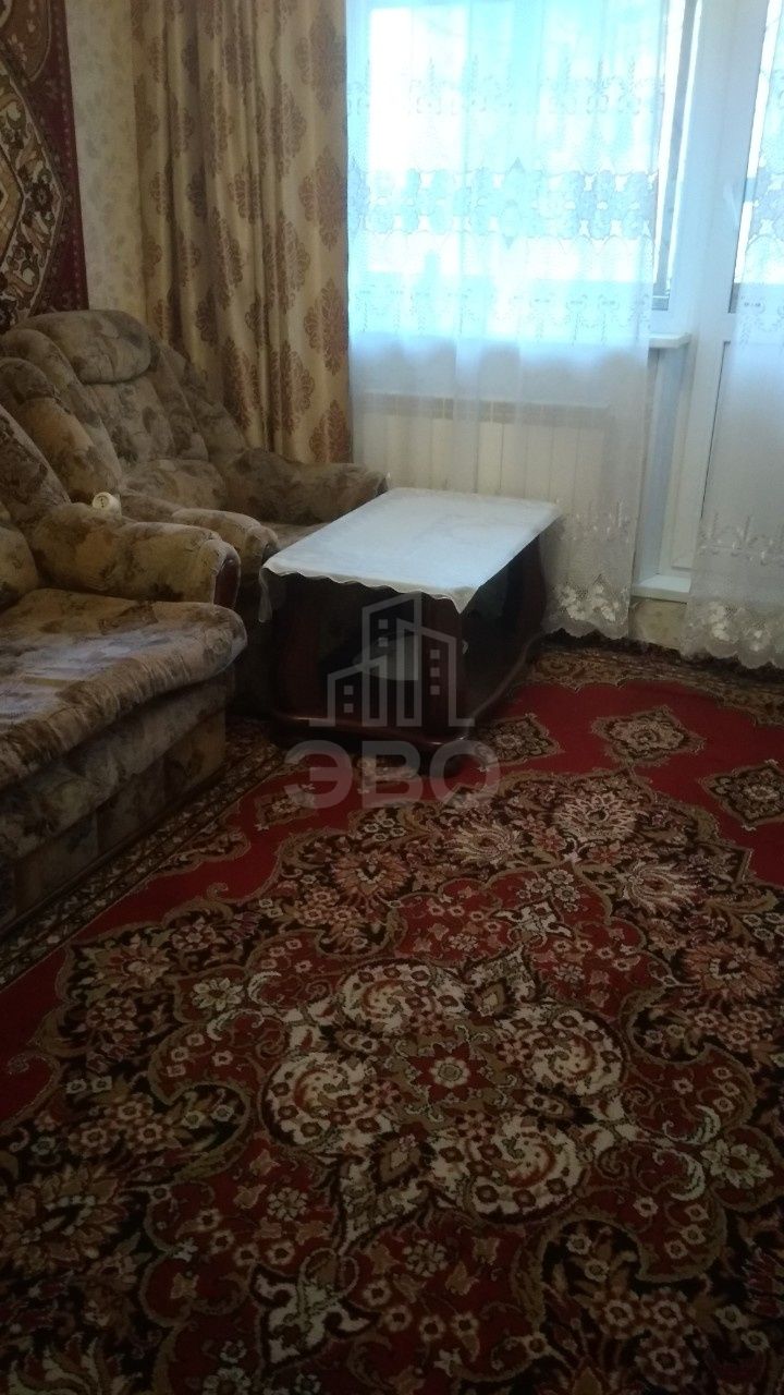 комната в Санкт-Петербурге по адресу: Загребский б-р., 33, к 2