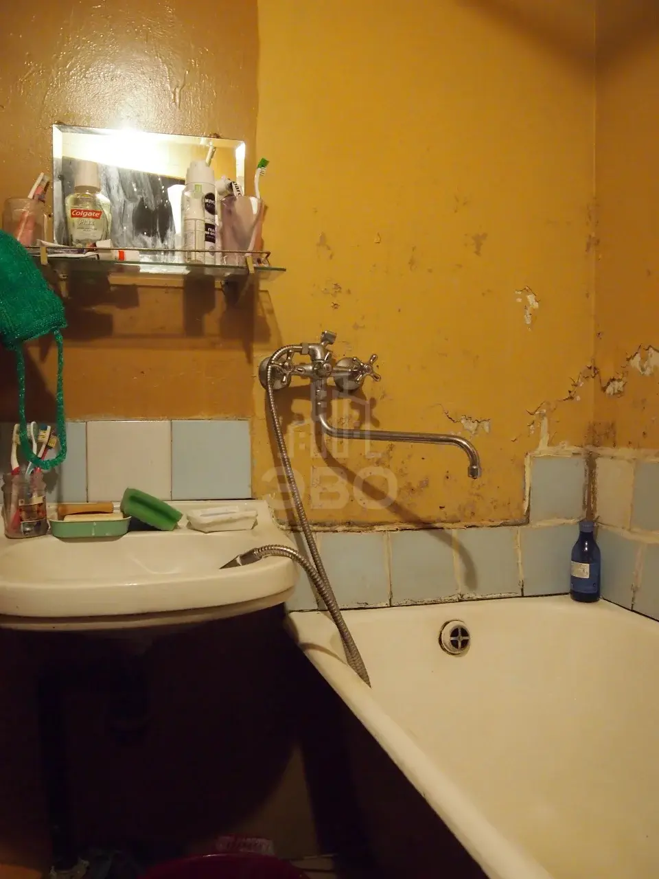 комната в Санкт-Петербурге по адресу: Белы Куна ул., 15, к 4