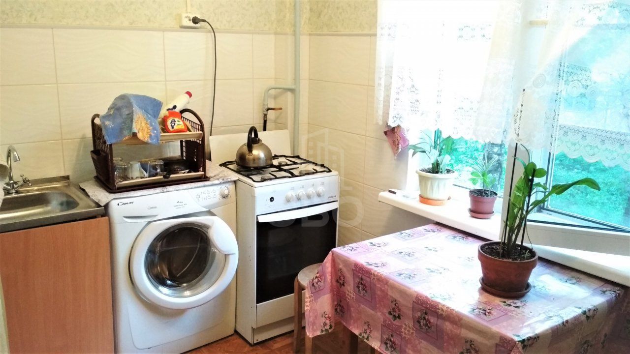 двухкомнатная квартира в Санкт-Петербурге по адресу: Большевиков проспект, 79, к 2