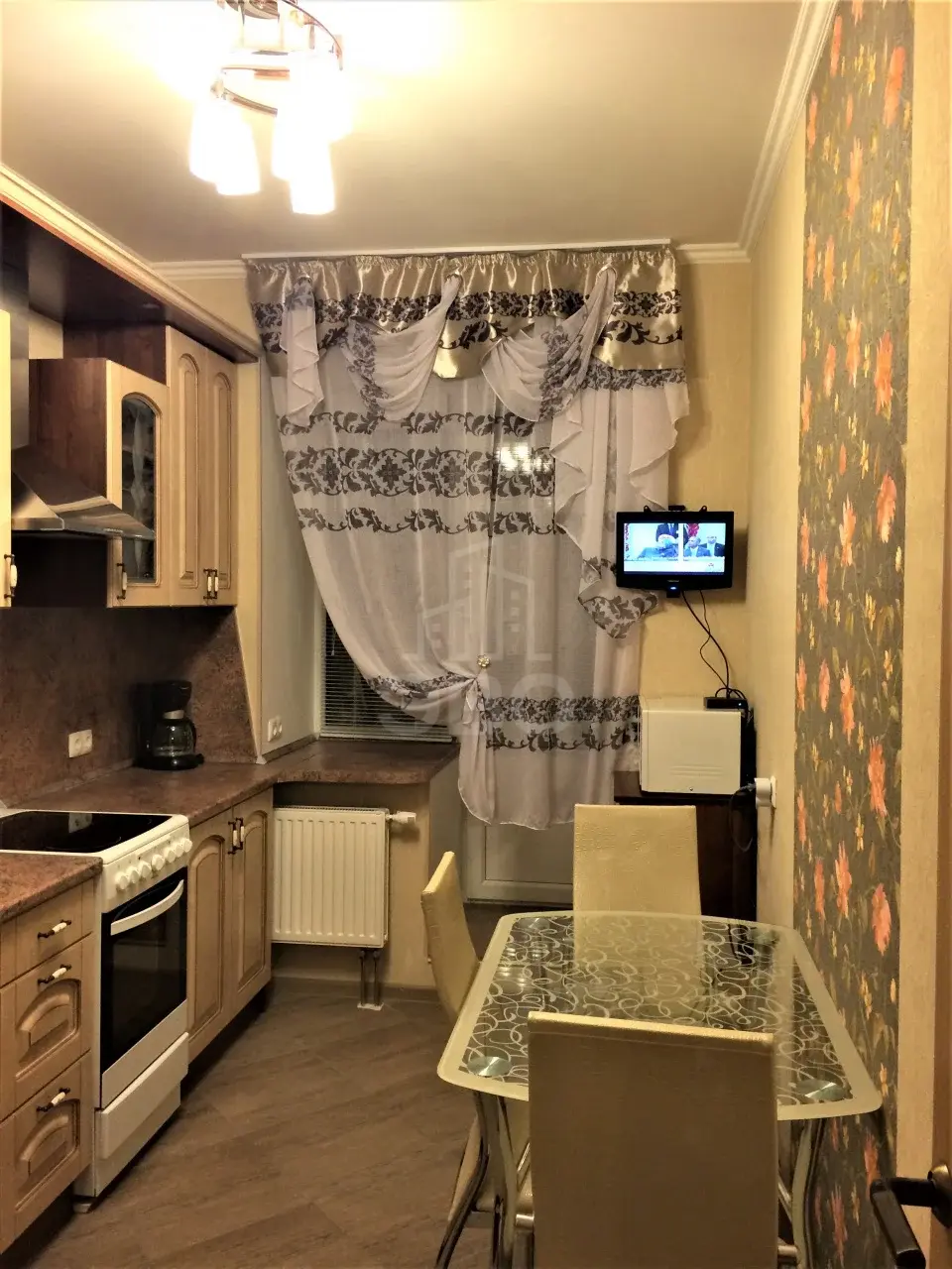 однокомнатная квартира в Санкт-Петербурге по адресу: Есенина ул., 1, к 1