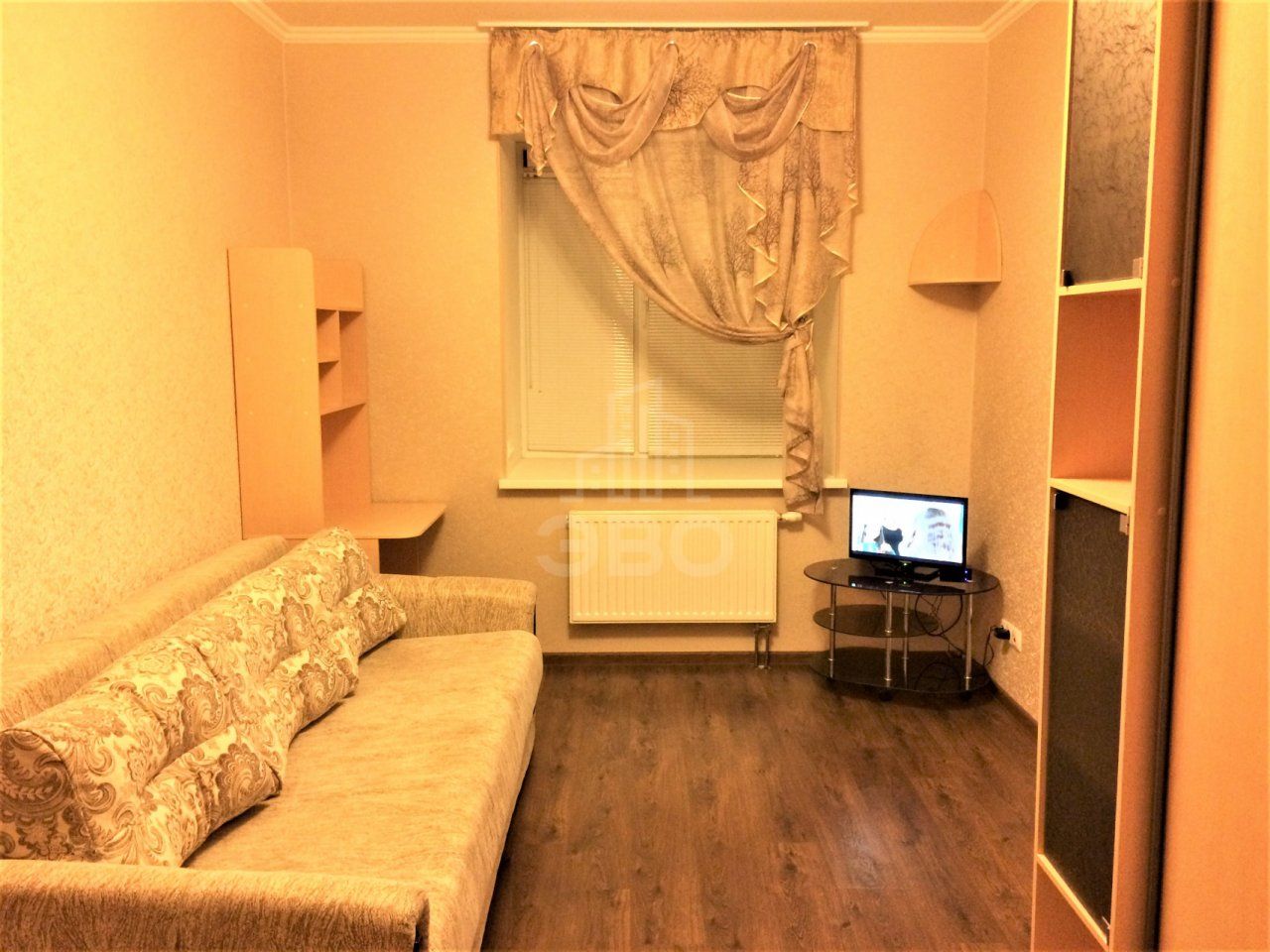 однокомнатная квартира в Санкт-Петербурге по адресу: Есенина ул., 1, к 1